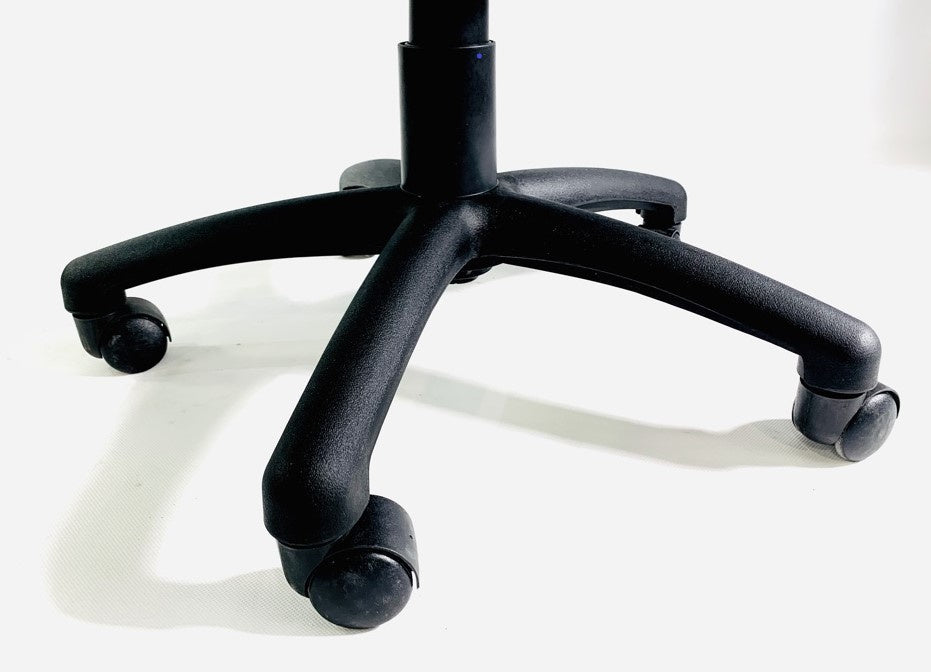 acaf56f907645056d8c136fa1a7e9afb