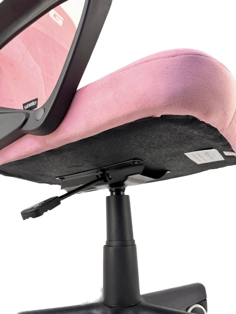 153728c5e2e241a697bb6fe611e5147b