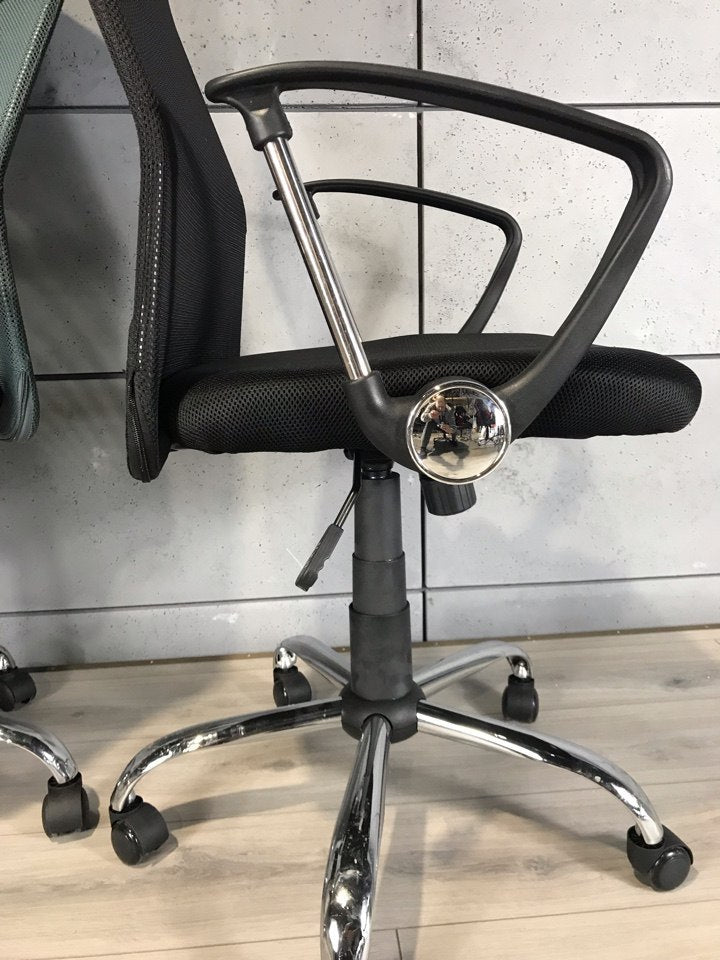 20e4213c91d3991f29c649de442a0a94