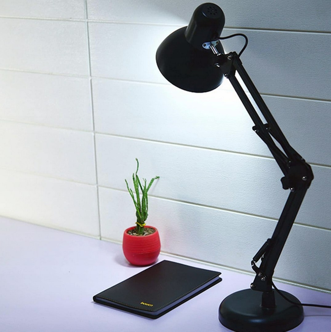 Klasyczna lampka biurkowa kreślarska z uchwytem na biurko
