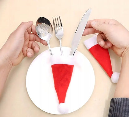 Czapeczki mikołajowe z pomponem – zestaw 12 sztuk