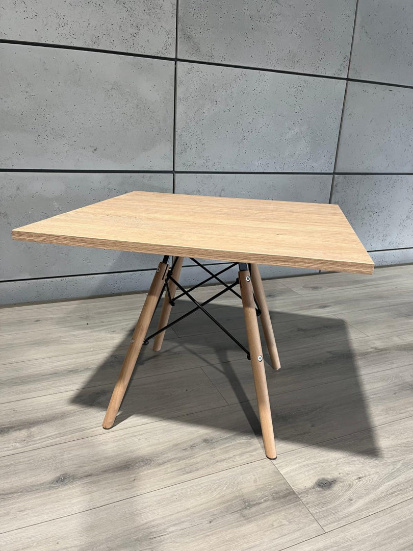 e80fd9c5feff41b03b89e472e858e971